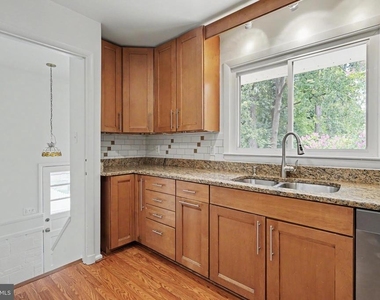 604 Yeonas Drive Sw - Photo Thumbnail 21