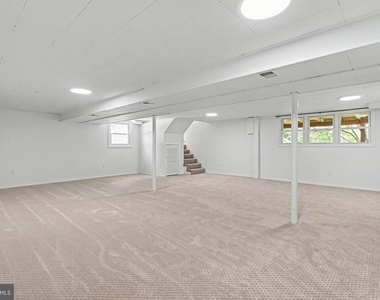 604 Yeonas Drive Sw - Photo Thumbnail 23