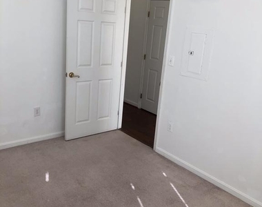 4200 Mozart Brigade Lane - Photo Thumbnail 11