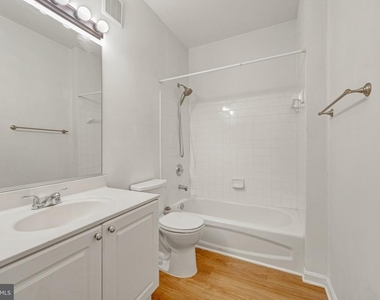4200 Mozart Brigade Lane - Photo Thumbnail 29
