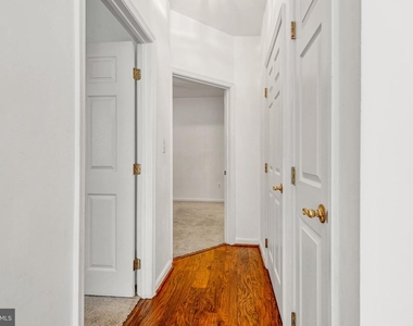4200 Mozart Brigade Lane - Photo Thumbnail 20