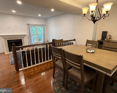 5832 Apsley House Court - Photo Thumbnail 9
