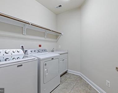 1751 Tysons Crest Lane - Photo Thumbnail 36