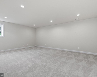 1751 Tysons Crest Lane - Photo Thumbnail 32