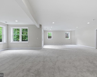 1751 Tysons Crest Lane - Photo Thumbnail 33