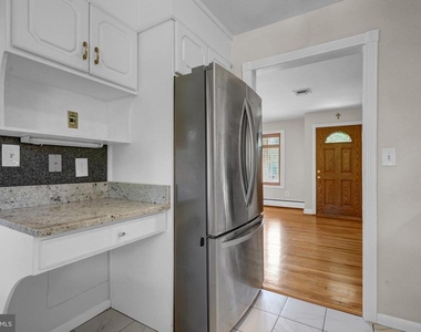8905 Valley Forge Drive - Photo Thumbnail 27