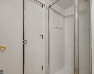 1215 Delta Glen Court - Photo Thumbnail 52