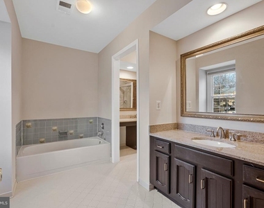 1215 Delta Glen Court - Photo Thumbnail 46