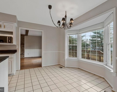 1215 Delta Glen Court - Photo Thumbnail 14