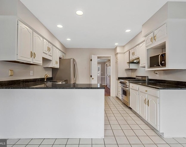 1215 Delta Glen Court - Photo Thumbnail 15