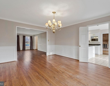 1215 Delta Glen Court - Photo Thumbnail 13