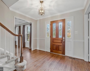 1215 Delta Glen Court - Photo Thumbnail 5