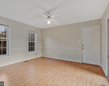 1215 Delta Glen Court - Photo Thumbnail 25