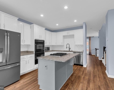13511 Lavender Mist Lane - Photo Thumbnail 13