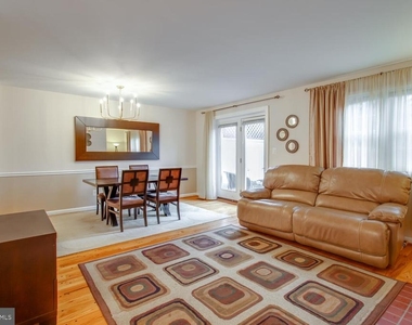6063 Hardwick Place - Photo Thumbnail 10