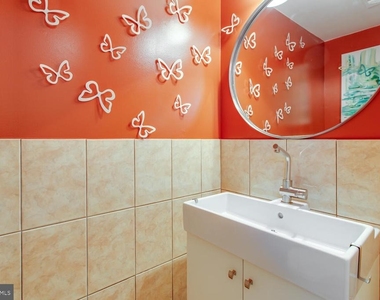 6063 Hardwick Place - Photo Thumbnail 19