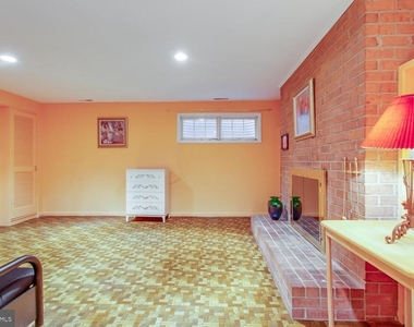 6063 Hardwick Place - Photo Thumbnail 34
