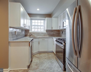 6063 Hardwick Place - Photo Thumbnail 4
