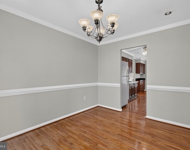 8006 Lady Lewis Court - Photo Thumbnail 7