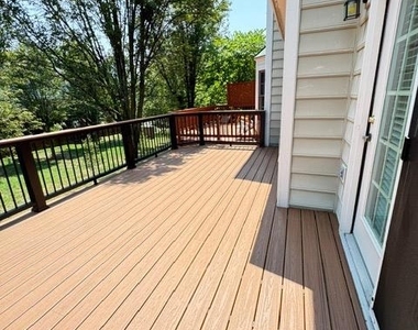 1811 Fallbrook Lane - Photo Thumbnail 29
