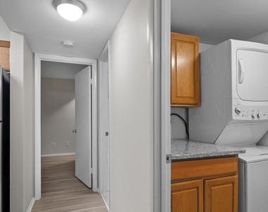 1700 Ascot Way - Photo Thumbnail 11