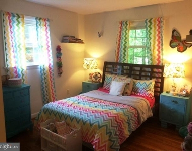 3913 Moss Drive - Photo Thumbnail 11
