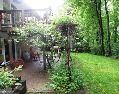 3913 Moss Drive - Photo Thumbnail 22