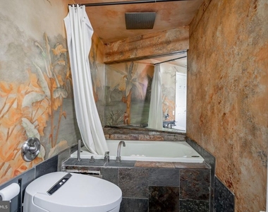 7317 Castleberg Court - Photo Thumbnail 20