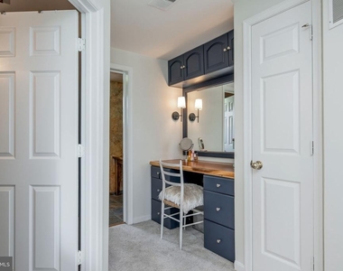 7317 Castleberg Court - Photo Thumbnail 16