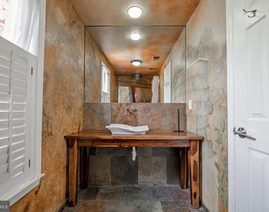 7317 Castleberg Court - Photo Thumbnail 19