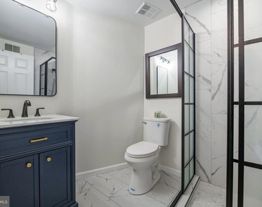7317 Castleberg Court - Photo Thumbnail 25