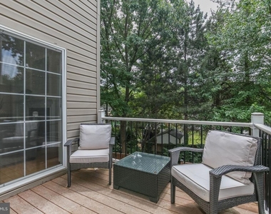 3826 Elmwood Towne Way - Photo Thumbnail 25