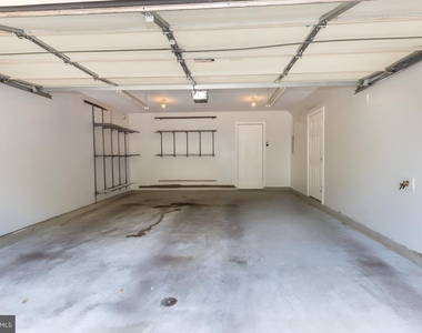 3826 Elmwood Towne Way - Photo Thumbnail 29