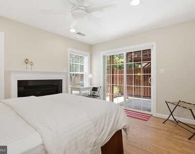 3826 Elmwood Towne Way - Photo Thumbnail 23