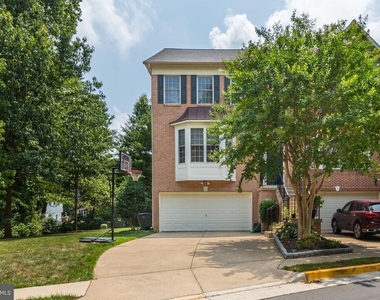 3826 Elmwood Towne Way - Photo Thumbnail 30