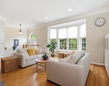 3826 Elmwood Towne Way - Photo Thumbnail 6