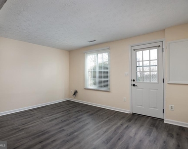 8736 Susquehanna Street - Photo Thumbnail 14