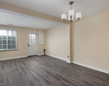 8736 Susquehanna Street - Photo Thumbnail 12