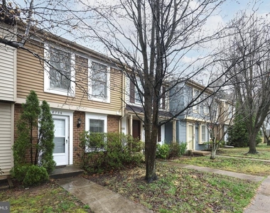 8736 Susquehanna Street - Photo Thumbnail 3