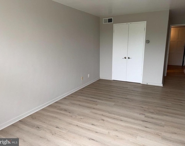 11400 Washington Plaza W - Photo Thumbnail 5