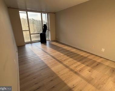 11400 Washington Plaza W - Photo Thumbnail 12