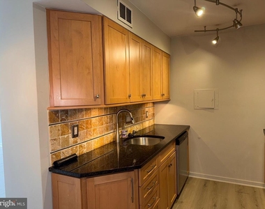 11400 Washington Plaza W - Photo Thumbnail 15