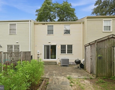 9018 Jersey Drive - Photo Thumbnail 24