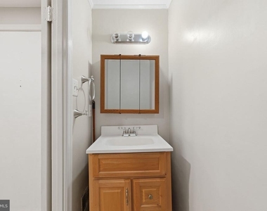 9018 Jersey Drive - Photo Thumbnail 18