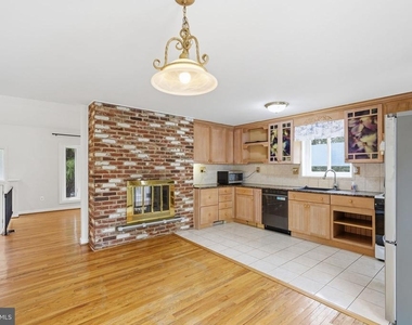 6806 Lemon Road - Photo Thumbnail 6