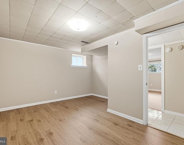 6806 Lemon Road - Photo Thumbnail 15