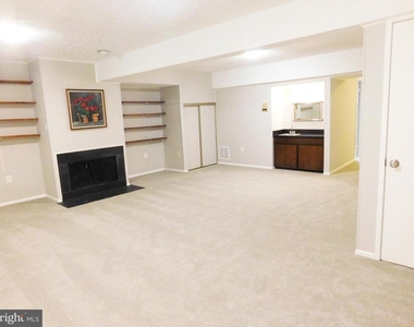 10315 Cherry View Court - Photo Thumbnail 19
