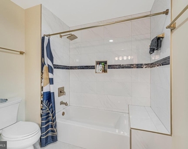 8424 Holly Leaf Drive - Photo Thumbnail 22