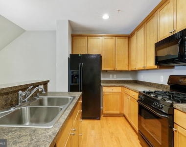 4455 Beacon Grove Circle - Photo Thumbnail 6