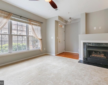 4455 Beacon Grove Circle - Photo Thumbnail 3